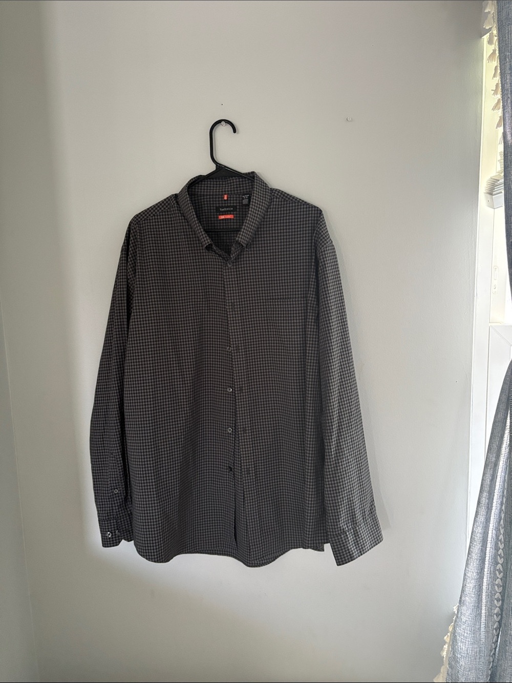 Van Heusen Men's Black and Gray Check Casual Button-Down Shirt